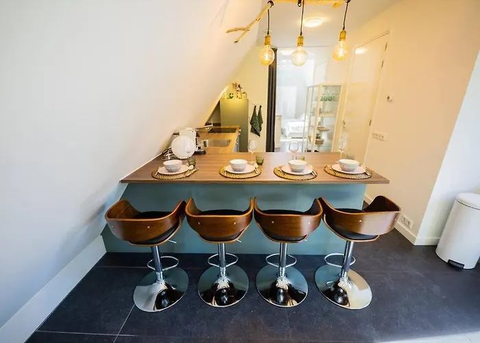 Wonderful 50m2 Loft - Ks8 아파트 에인트호번